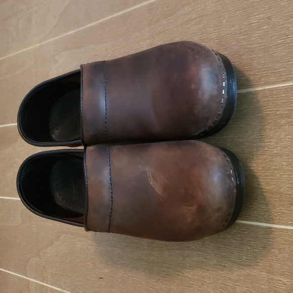 Dansko Shoes - Dansko Professional Clogs Shoes Brown Leather Black Trim Bottom Size 36